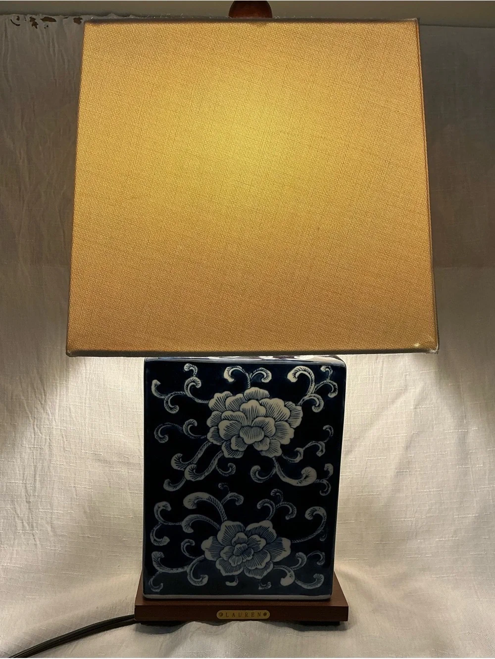 Ralph Lauren Blue White Lotus Floral Lamp